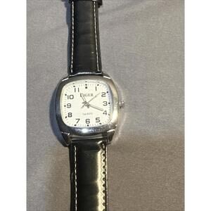 Eiger unisex fashion watch with a black faux leather strap #336